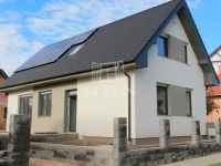Продается частный дом Kápolnásnyék, 135m2